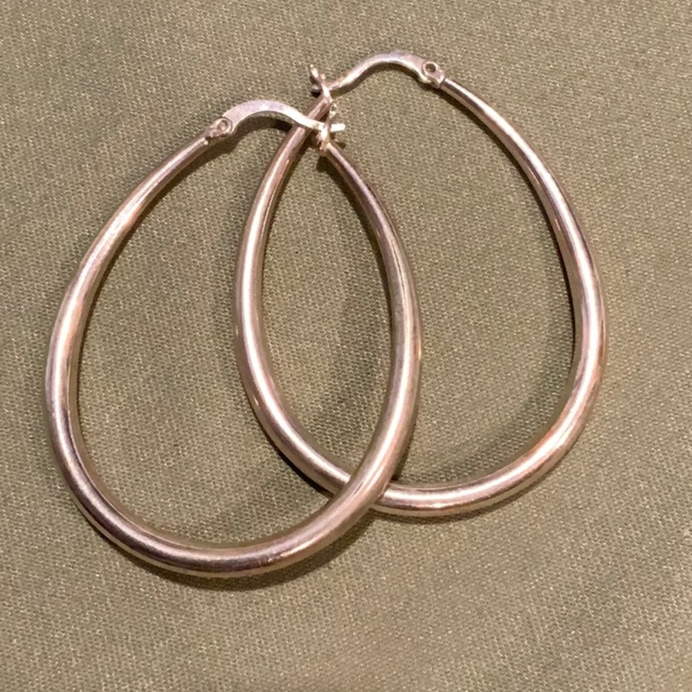 Brand new solid sterling silver hoop earrings